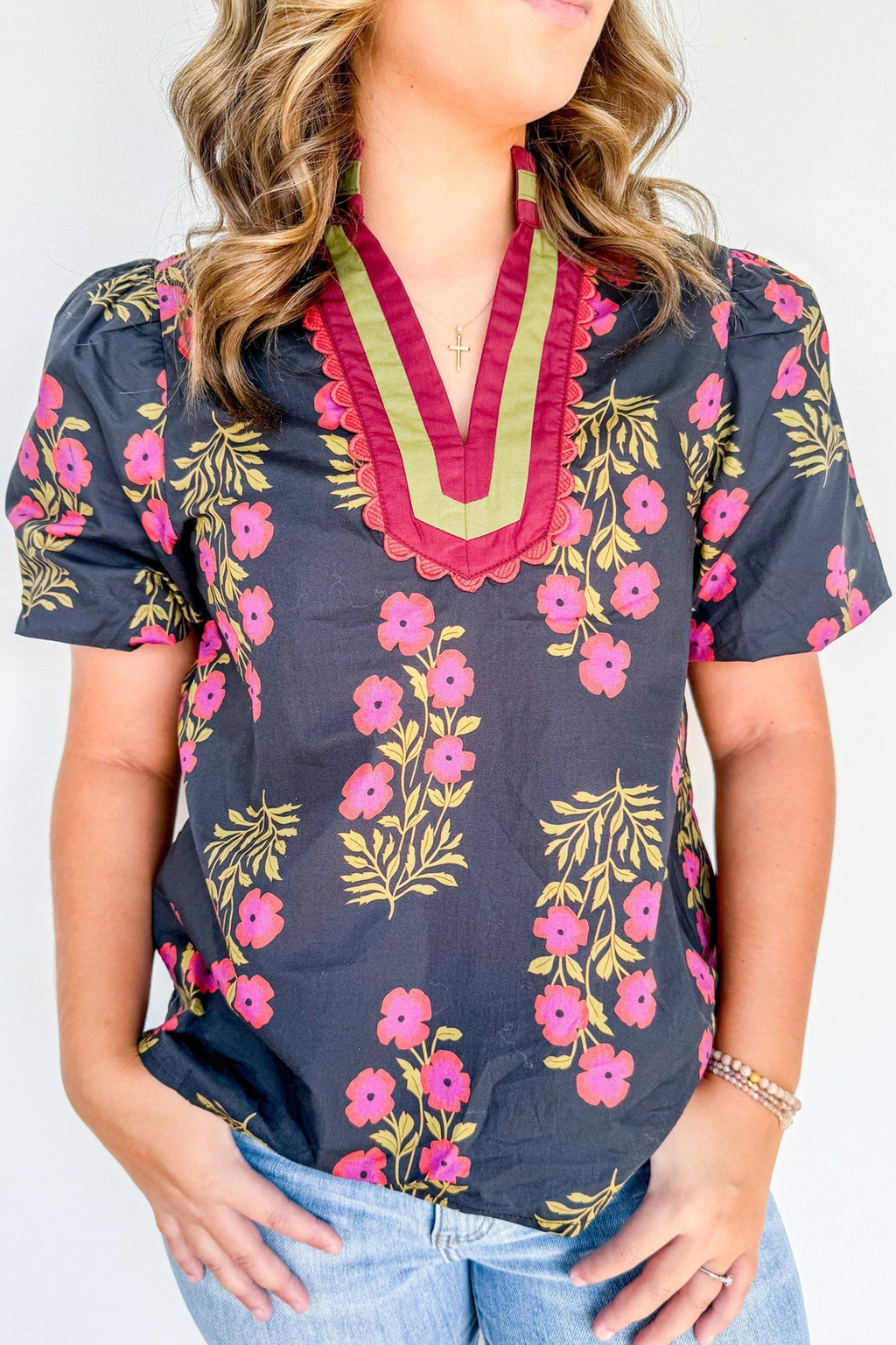 Plus Size Floral Ricrac Trim Short Sleeve Blouse