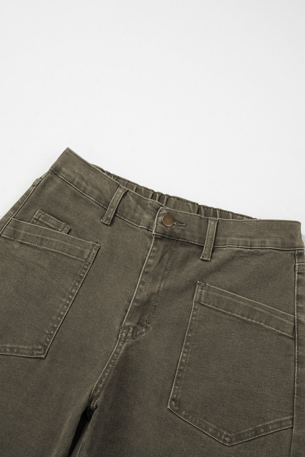Solid Denim Square Patch Pocket Barrel Jeans