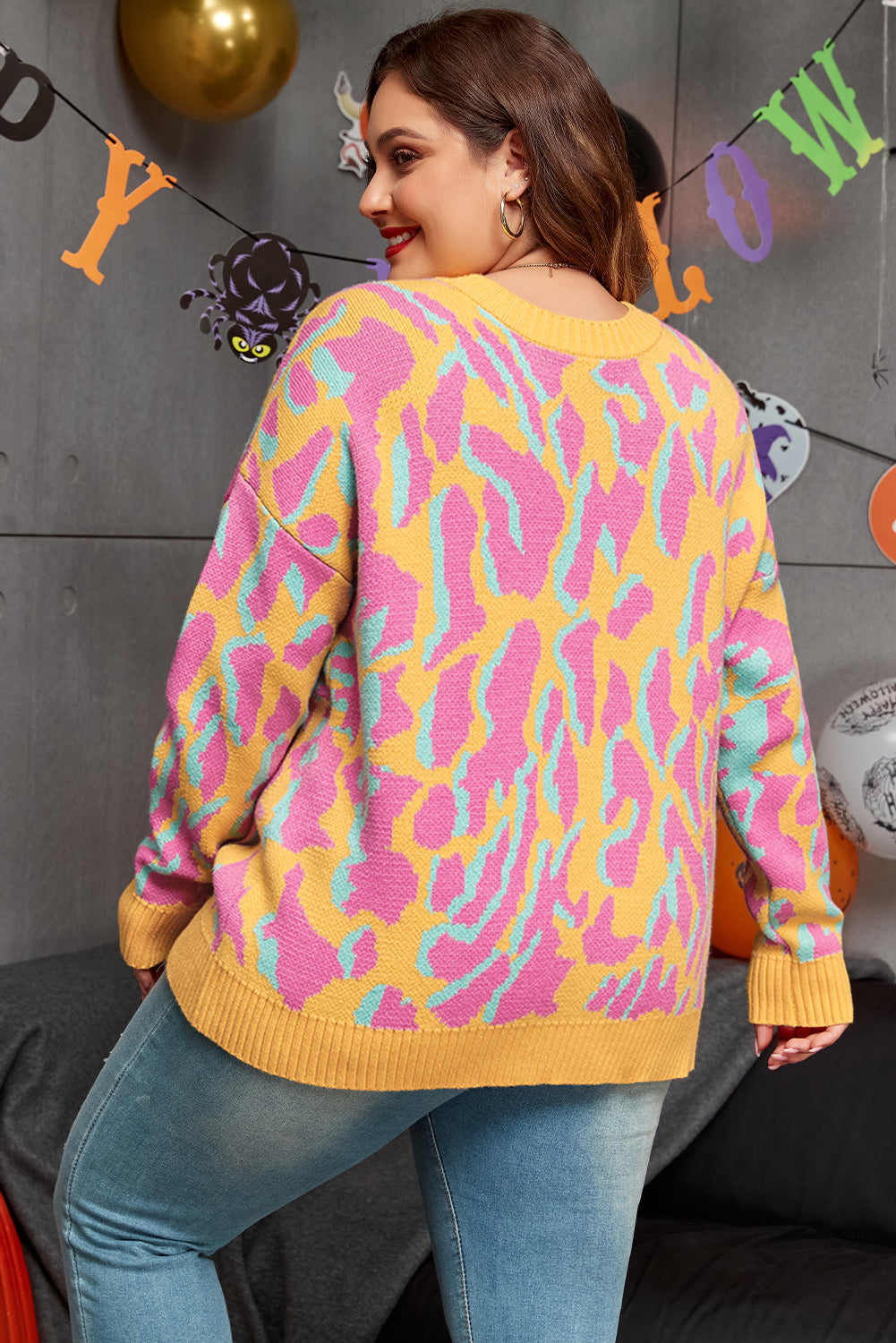 Plus Size Leopard Ribbed Trim Crewneck Sweater