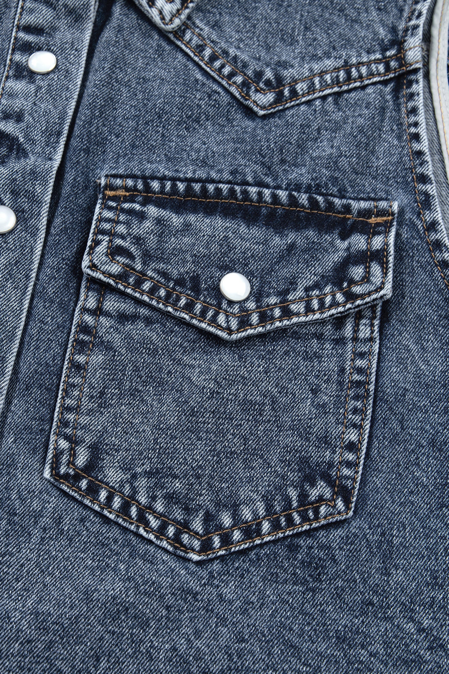 Western Solid Denim Buttoned Pocket Sleeveless Vest