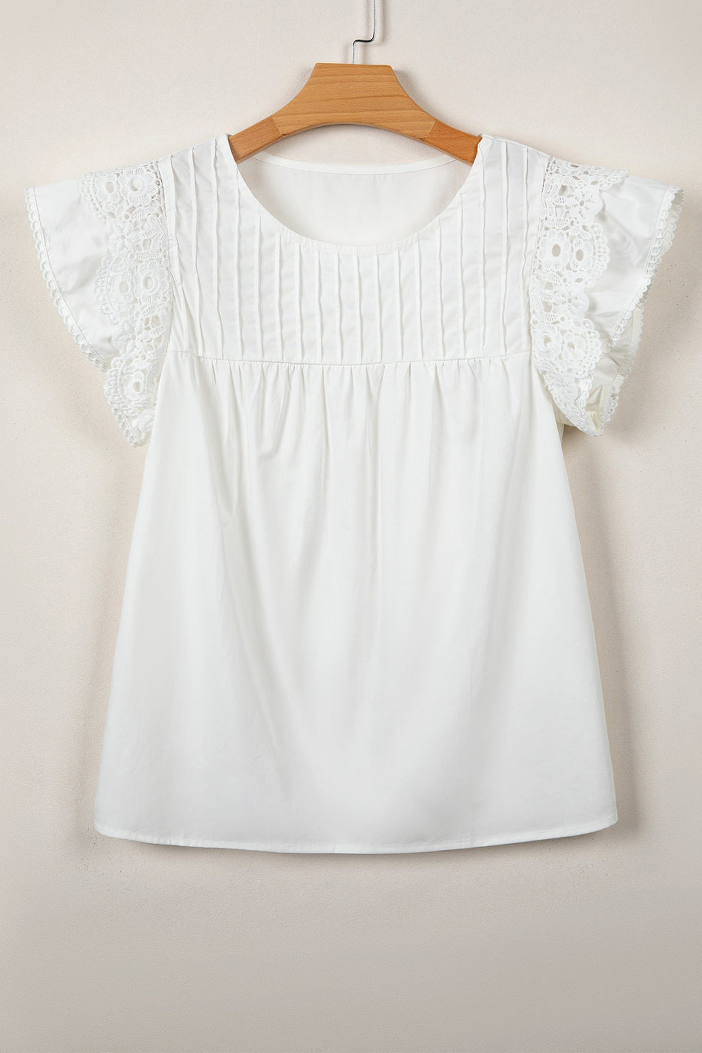 Lace Flutter Sleeve Pleated Round Neck Blouse