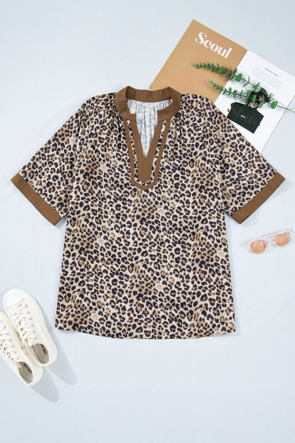 Plus Size Leopard Patchwork Crinkled V-Neck Blouse