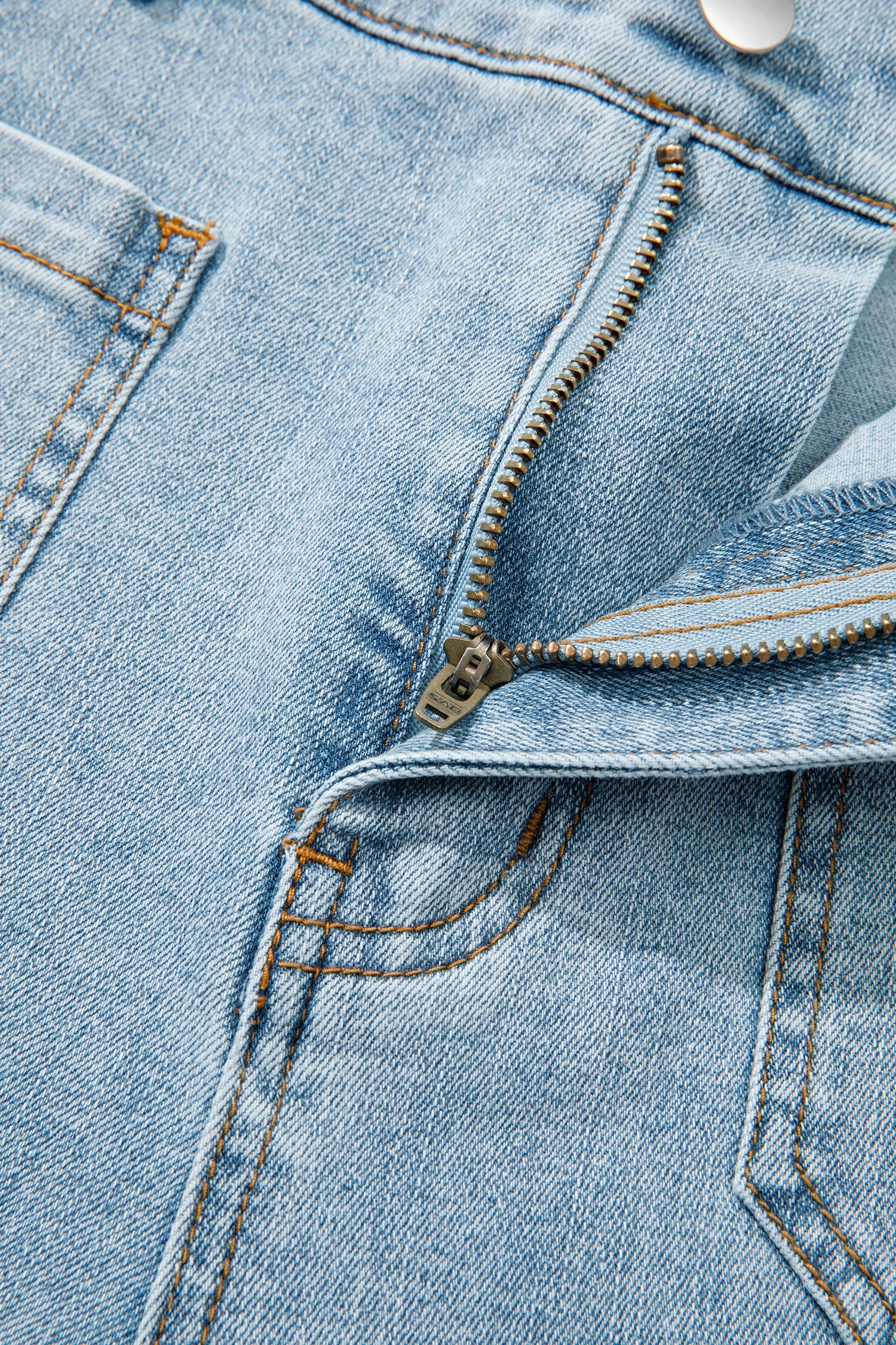 Solid Denim Patch Pocket Straight Leg Jeans