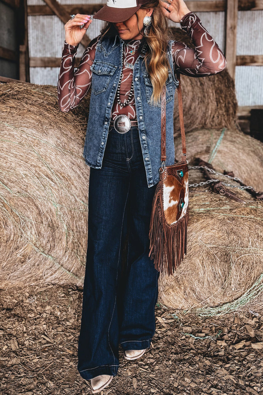 Western Solid Denim Buttoned Pocket Sleeveless Vest