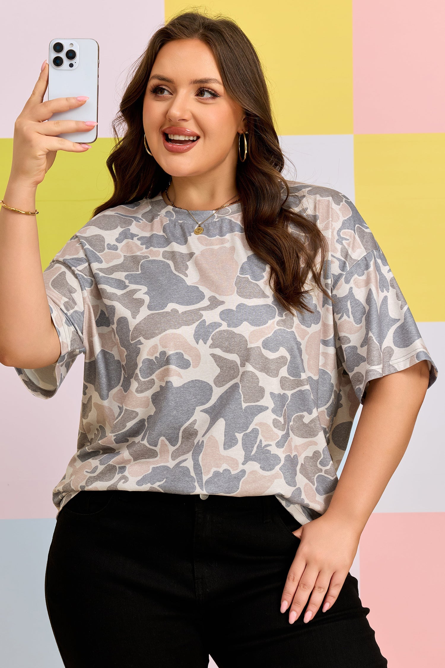 Plus Size Camo Short Sleeve T-Shirt