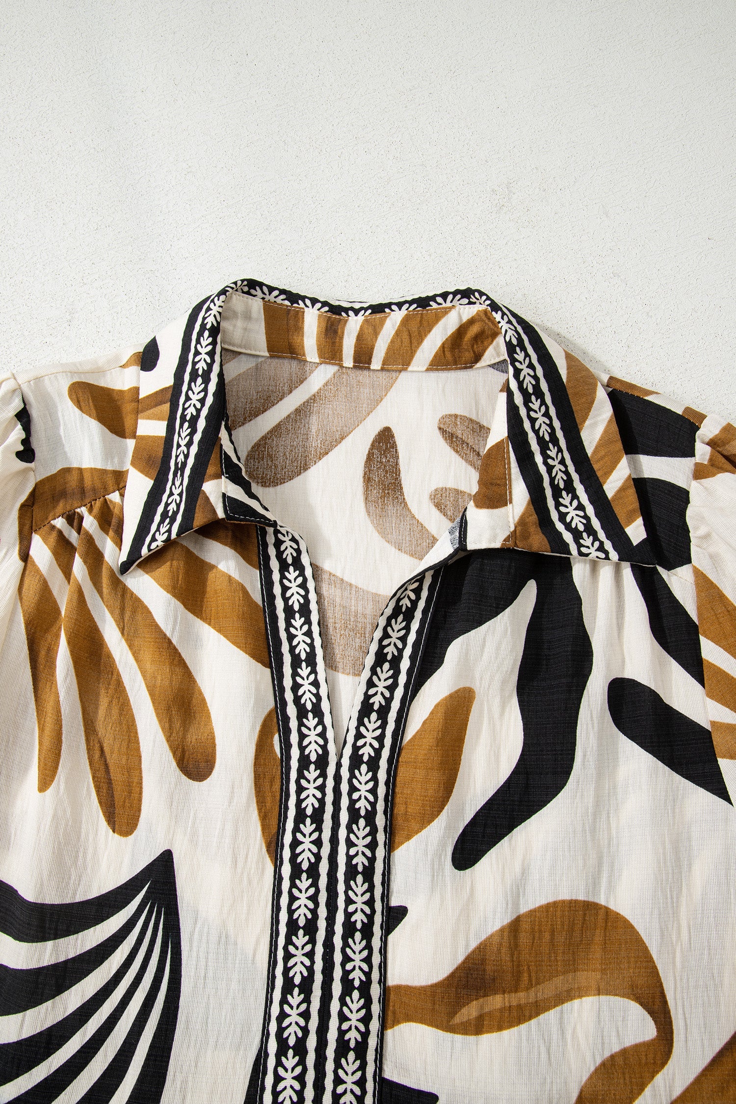 Tropical Contrast Trim Ruffle Hem Dress