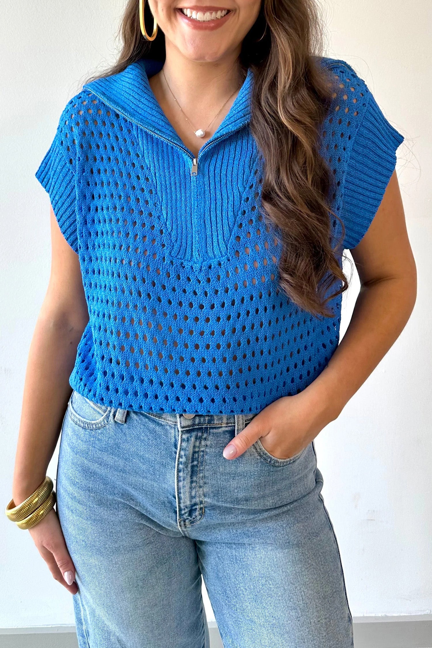 Solid Hollowed Knit Zipped Collar Short Sleeve Top