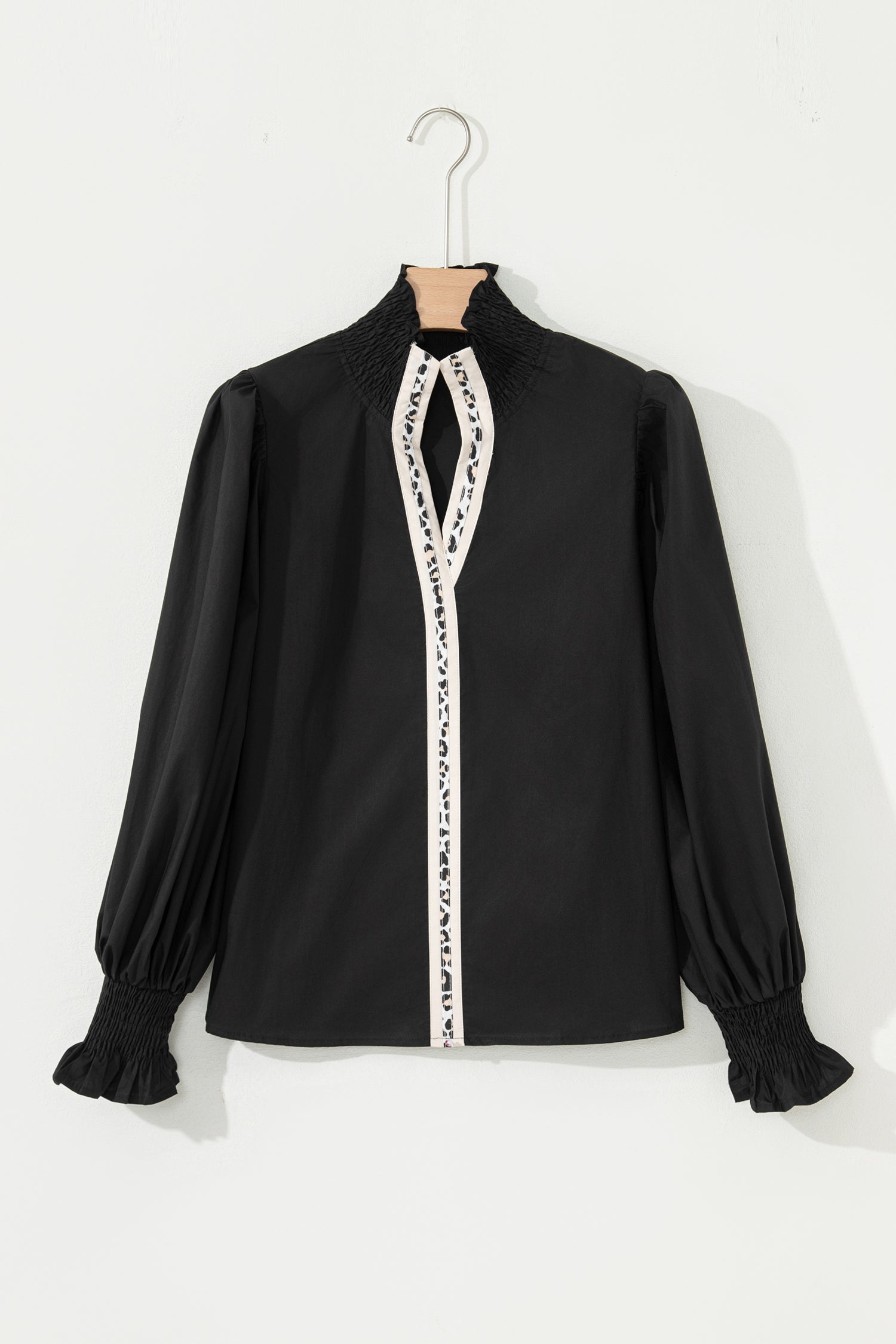Leopard Trim V-Neck Puffy Flounce Sleeve Blouse
