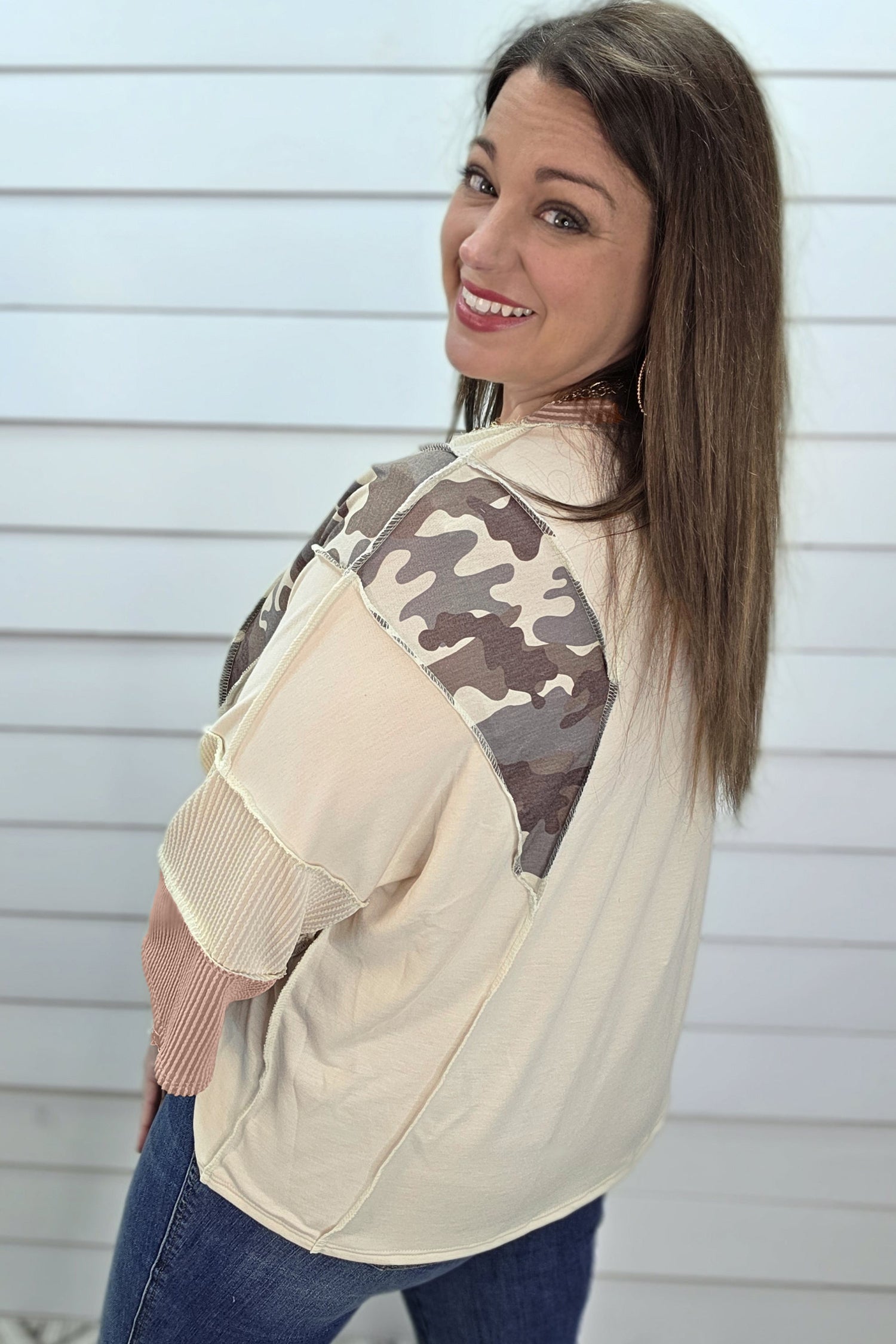 Plus Size Camo Panel Corded Knit Sleeve Blouse