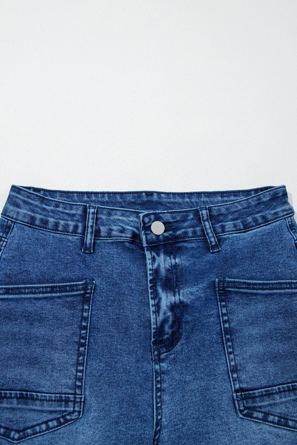 Frayed Hem Cropped Straight Leg Jeans