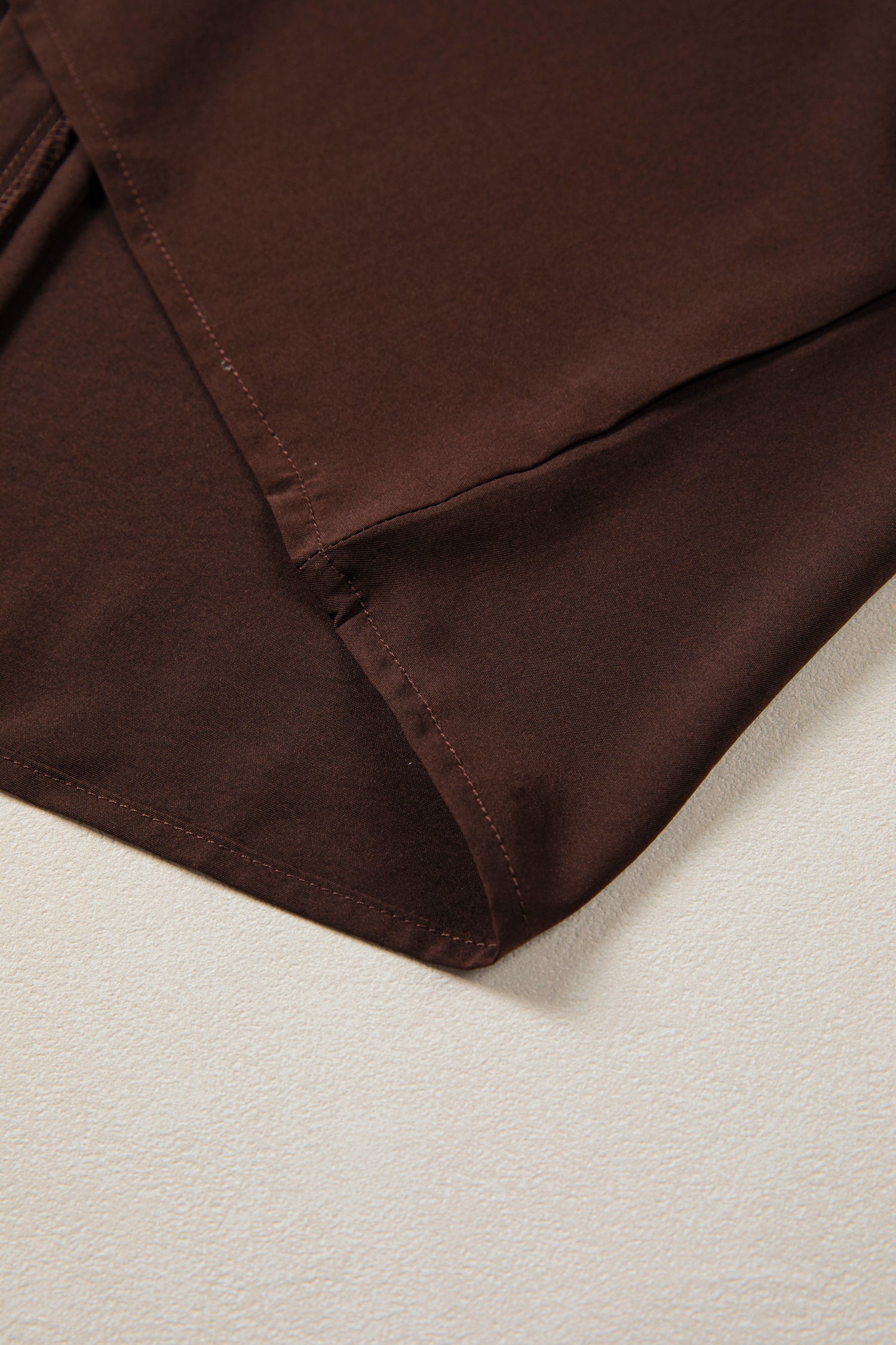 Contrast Trim Button V-Neck Short Sleeve Blouse