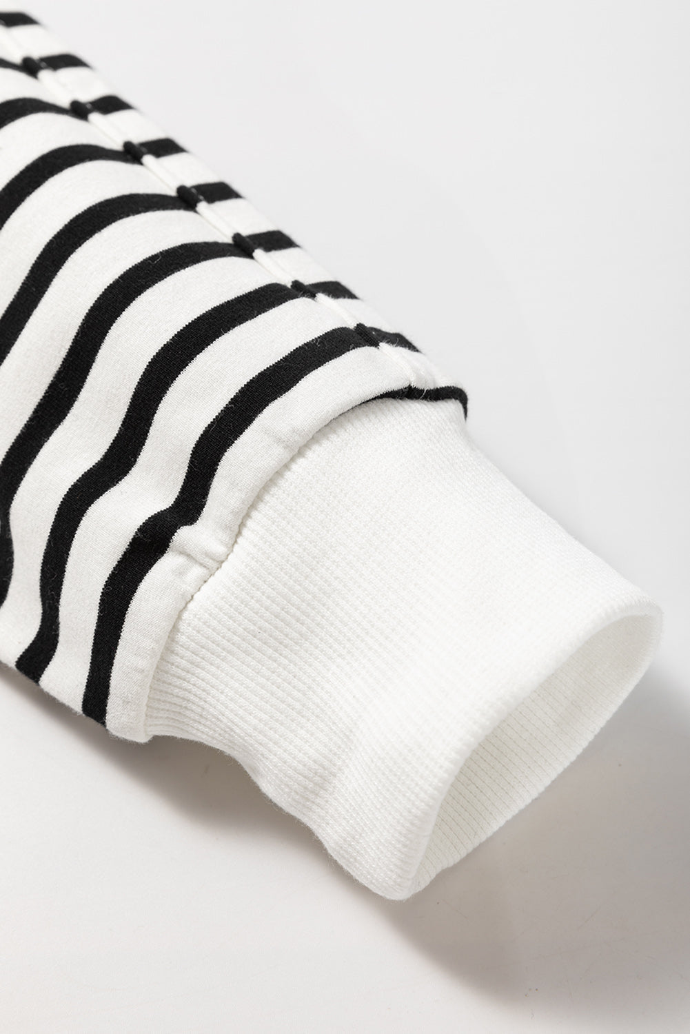 Stripe Raglan Sleeve Side Slit Sweatshirt
