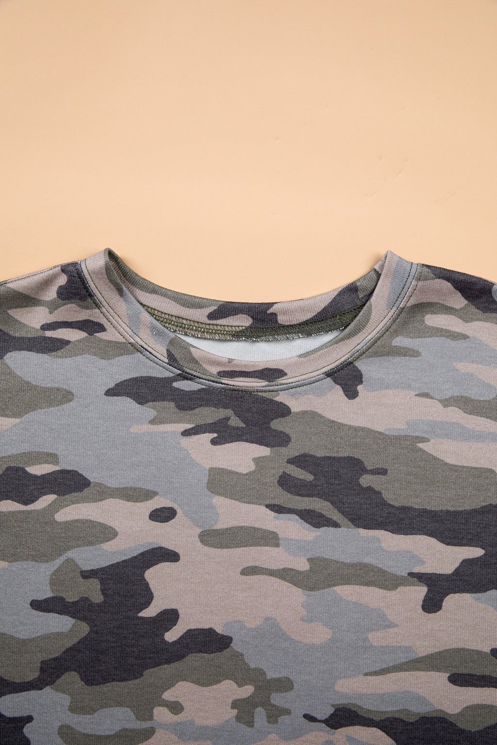 Plus Size Camo Crew Neck Long Sleeve Sweatshirt
