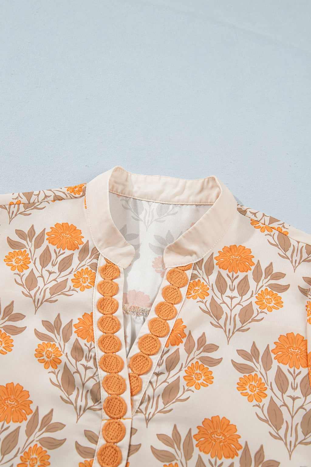 Floral Contrast Detail V-Neck Long Sleeve Blouse