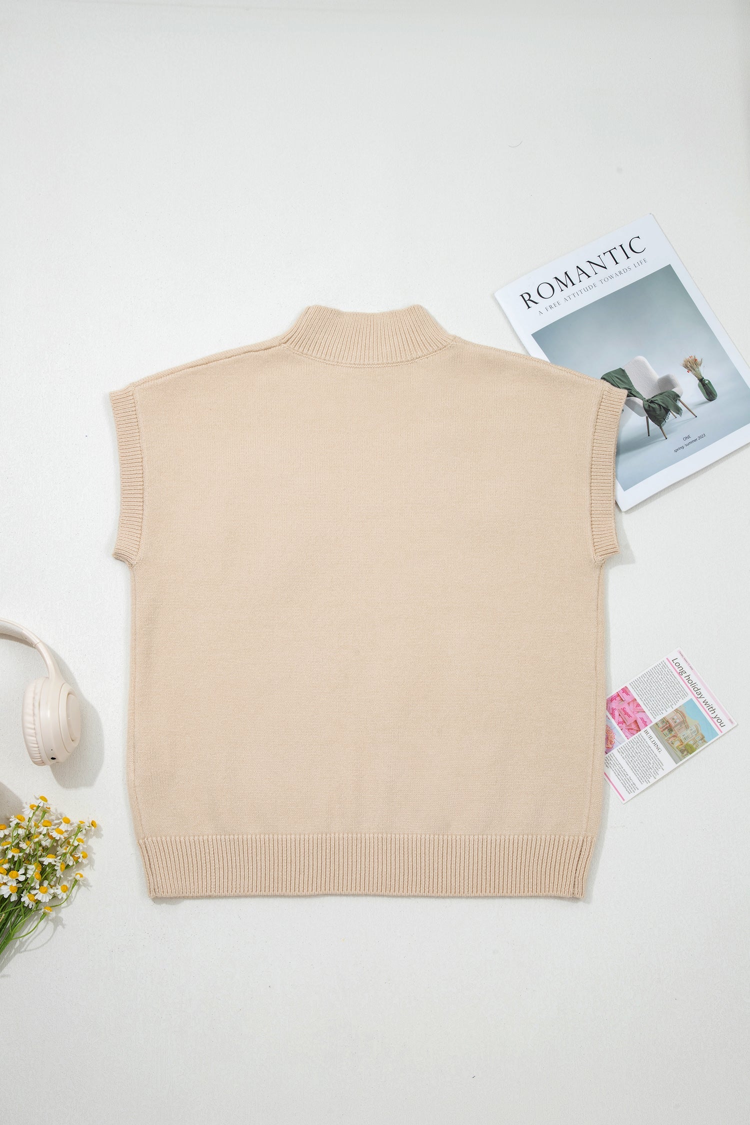 Western Corded Horseshoe Mock Neck Short Sleeve Sweater