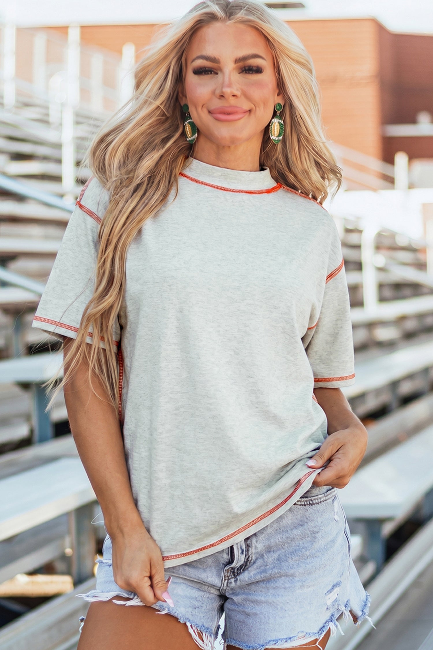Reversible Contrast Stitching Mock Neck T-Shirt