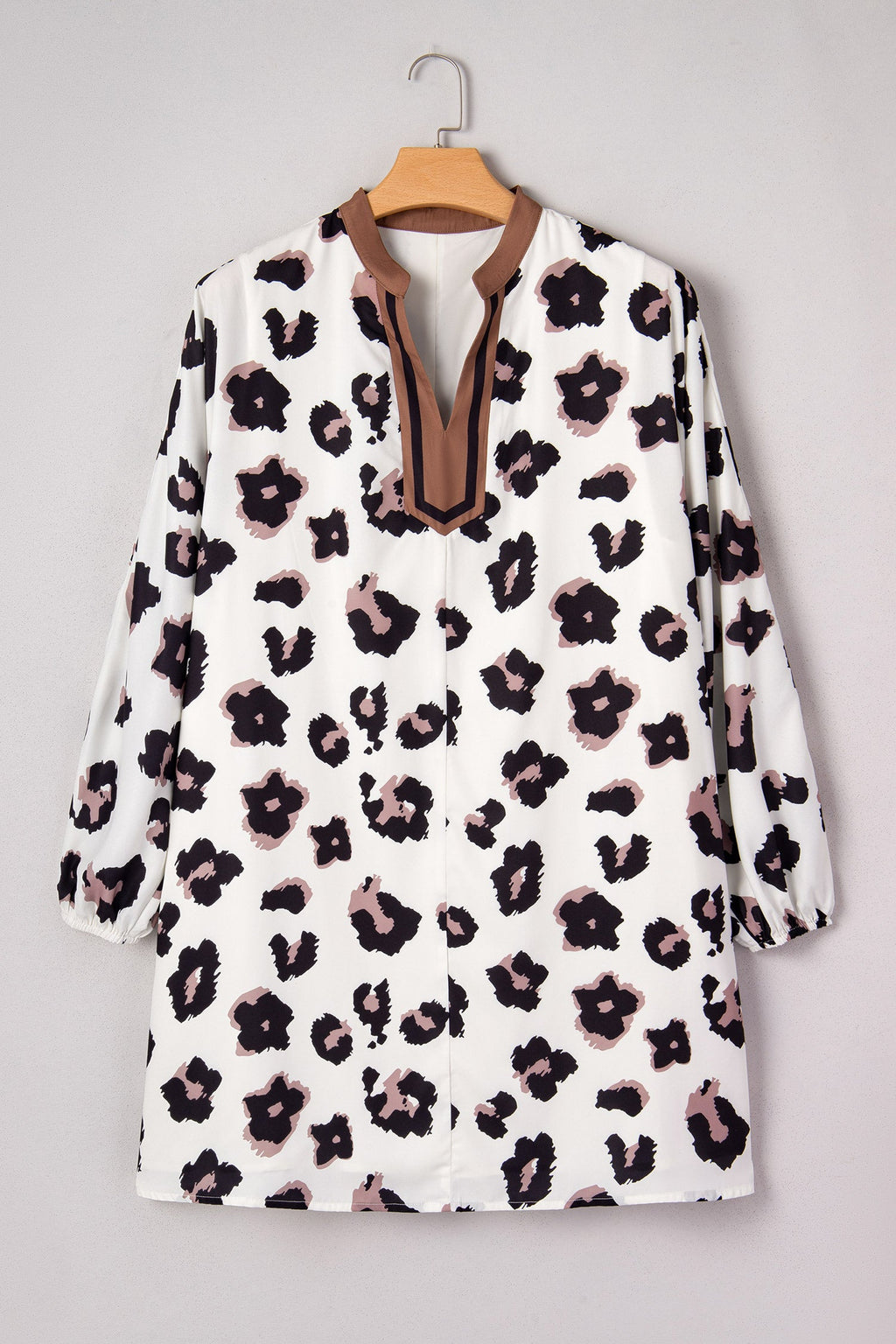 Plus Size Leopard Contrast V-Neck Mini Dress