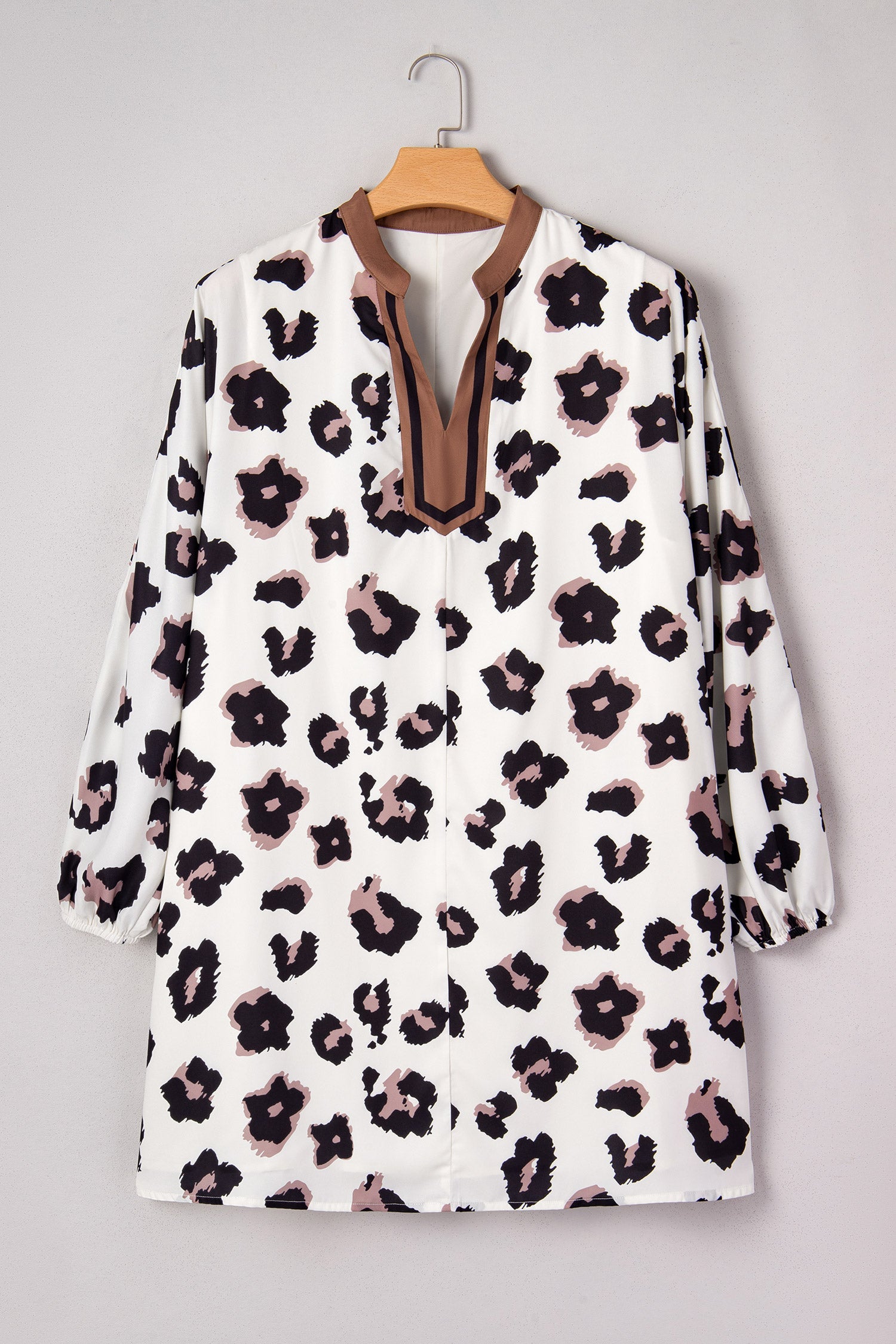 Plus Size Leopard Contrast V-Neck Mini Dress
