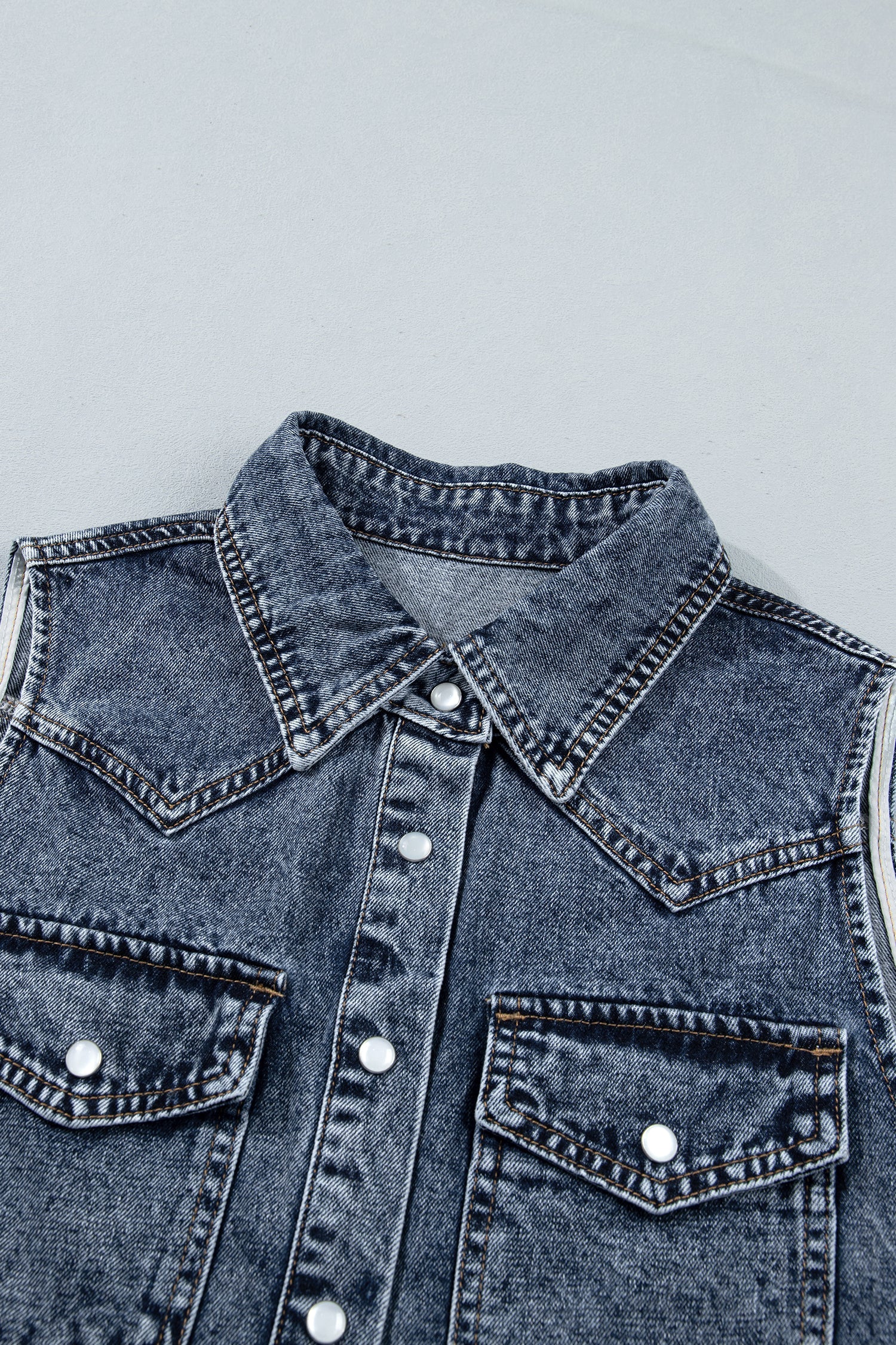 Western Solid Denim Buttoned Pocket Sleeveless Vest