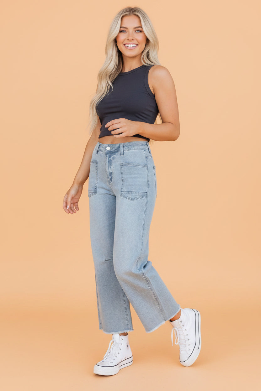 Frayed Hem Cropped Straight Leg Jeans