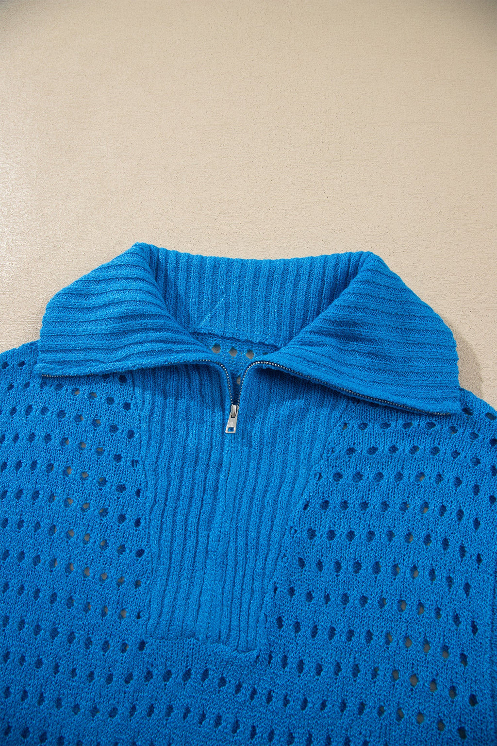 Solid Hollowed Knit Zipped Collar Short Sleeve Top