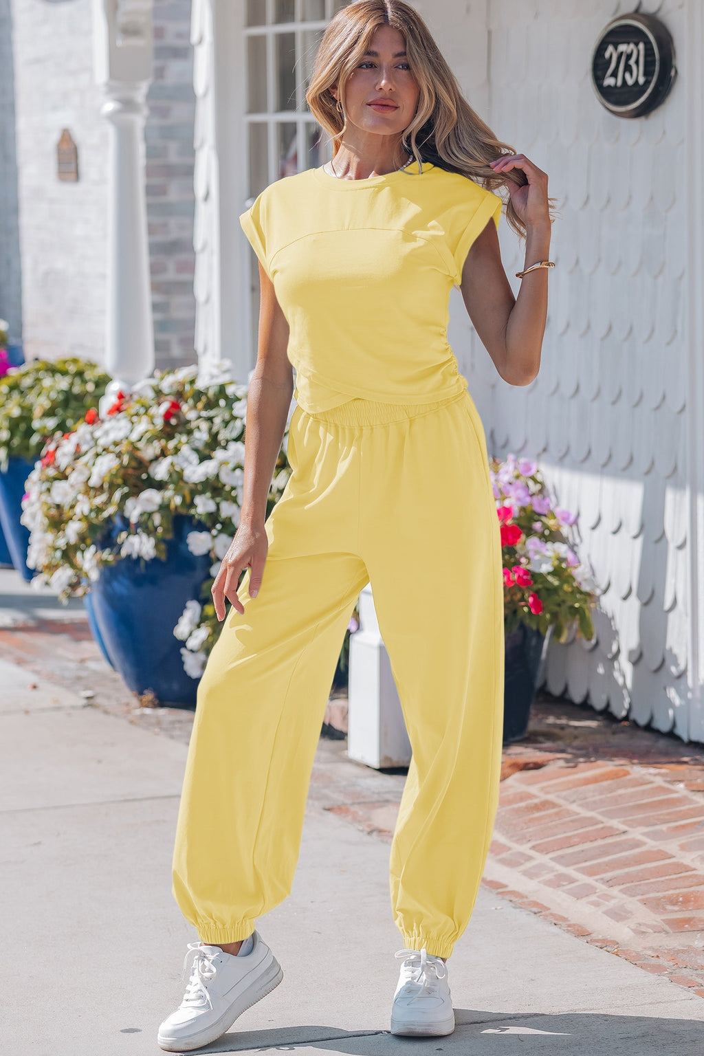 Solid Cropped Tank Top & Jogger Pants Set