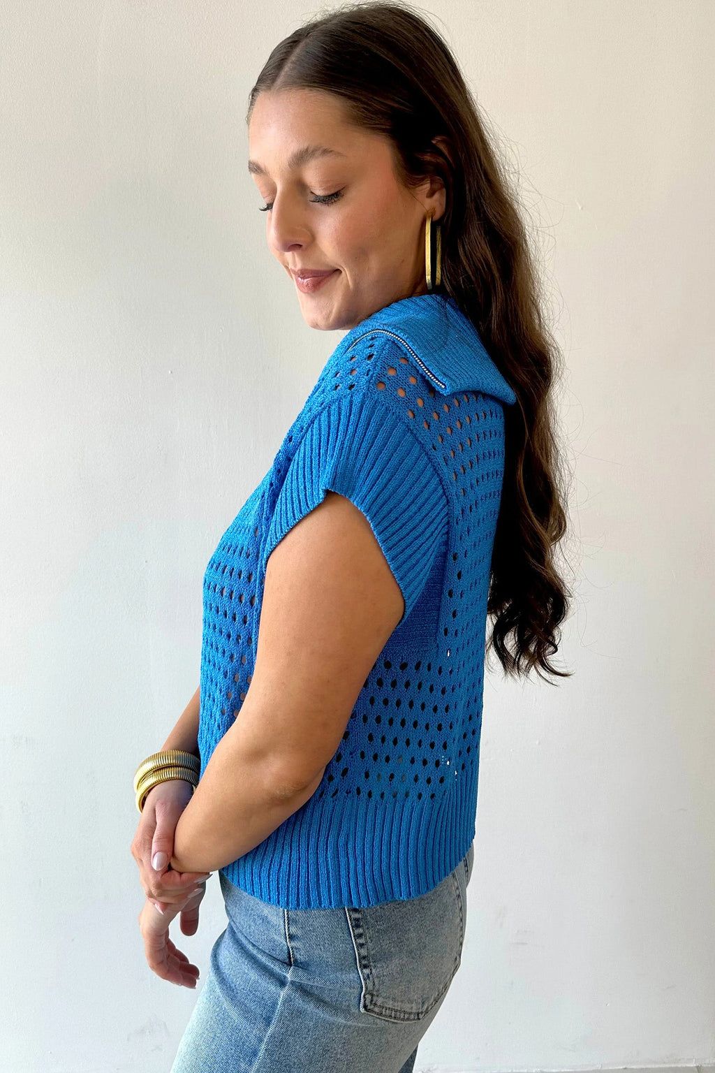 Solid Hollowed Knit Zipped Collar Short Sleeve Top