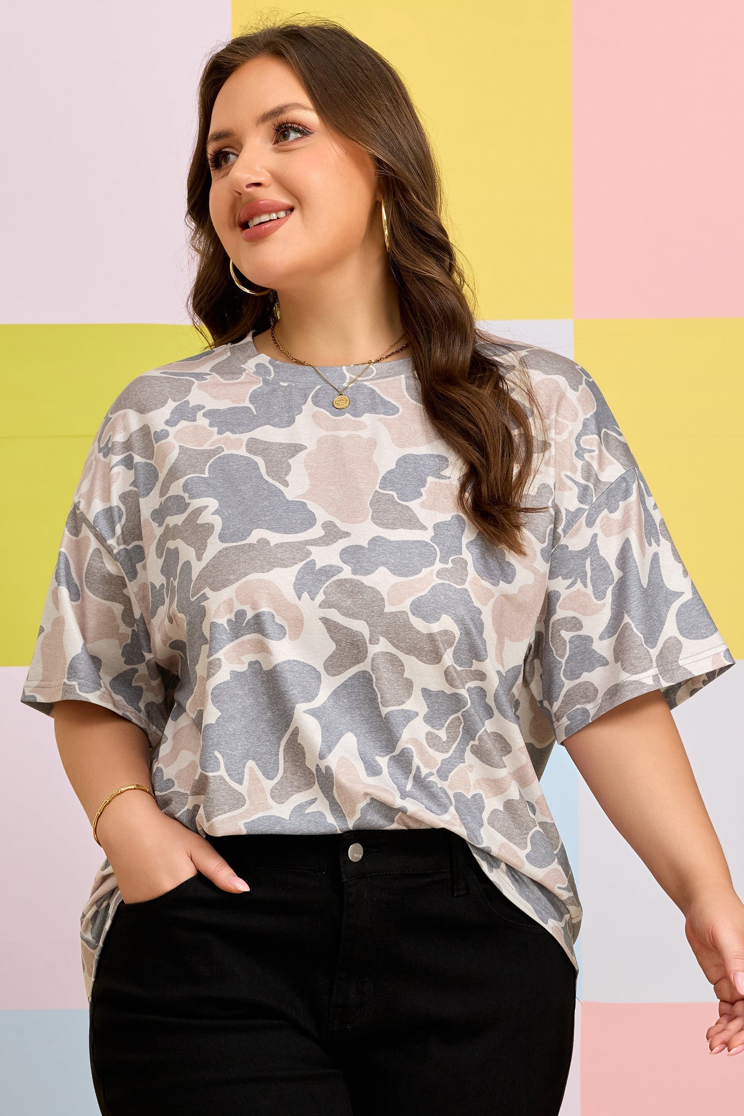 Plus Size Camo Short Sleeve T-Shirt